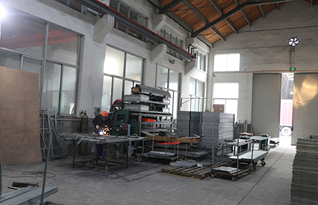 厂房设备-绍兴乐丰笼具设备有限公司