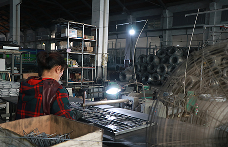 厂房设备-绍兴乐丰笼具设备有限公司