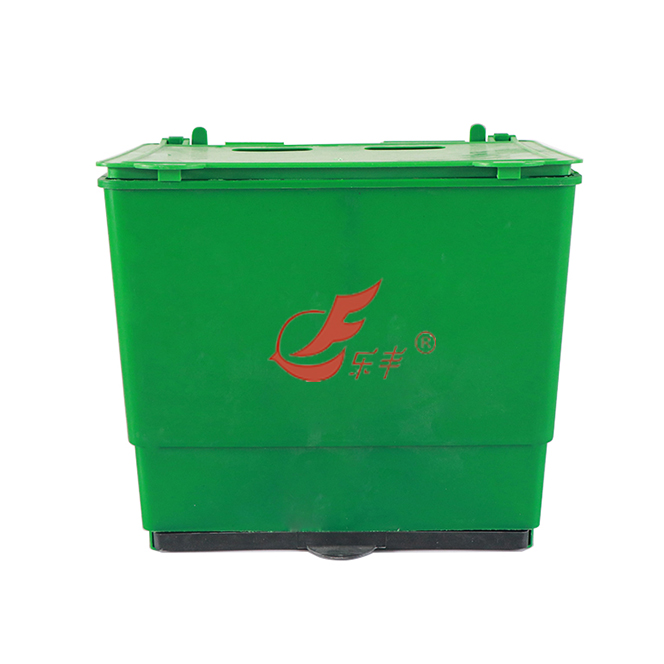 兔用外挂式产箱款式一-绍兴乐丰笼具设备有限公司